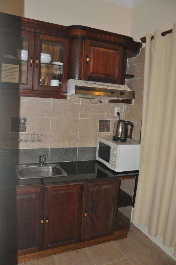 Caroline Hotel Bandar Ho Chi Minh Luaran gambar